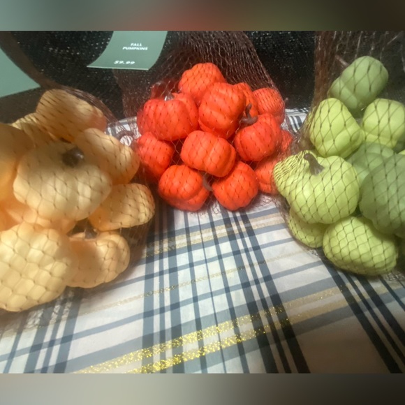 Miniature Fall Pumpkin Gourd Lot - Picture 11 of 14